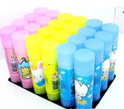 义乌小号固体胶棒 文具批发市场的明星产品